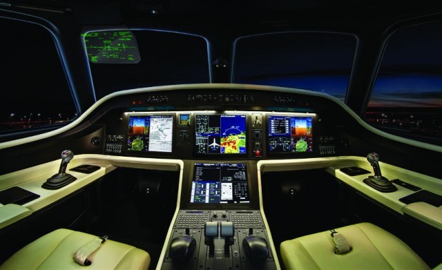 巴西航空工业公司的遗产500控制。