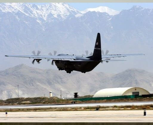 C-130是一种重型货物运输机。(照片:国防部)