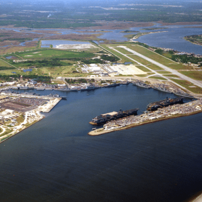 Mayport在佛罗里达州东北部为新船进行国内移植